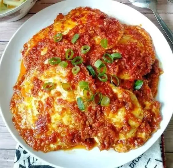 Resep Kari Telur Ceplok Gurih dan Praktis untuk Menu Harian