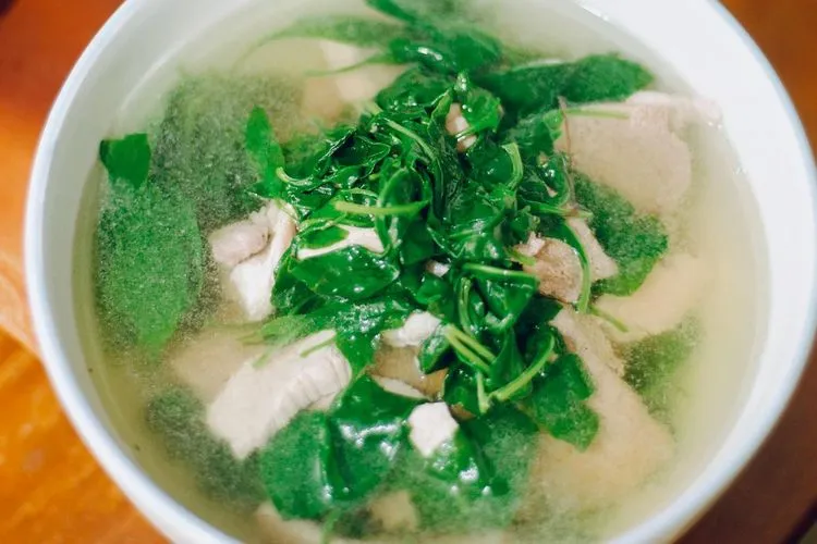 Resep Sayur Bayam Praktis untuk Menu Harian yang Enak dan Bergizi