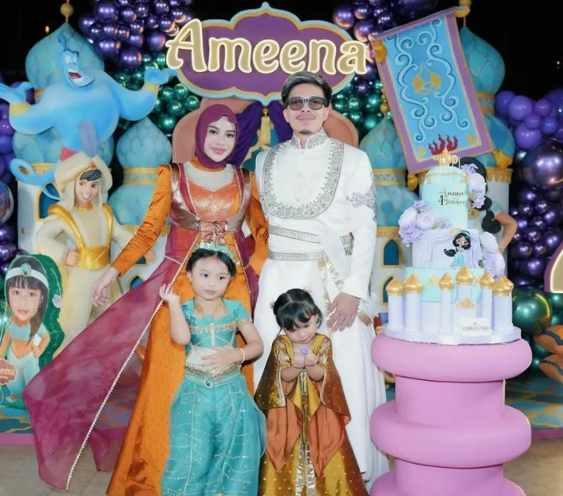 Atta Halilintar dan Aurel Hermansyah Akali Protes Anak soal Gawai dengan Versi Mainan