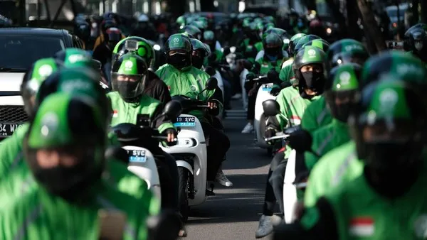 DPR Apresiasi Surat Edaran Menaker soal Bonus Hari Raya untuk Pengemudi dan Kurir Aplikasi