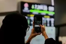 IHSG Melemah 0,44% pada Perdagangan Awal Ramadan, Ditutup di Level 8.274