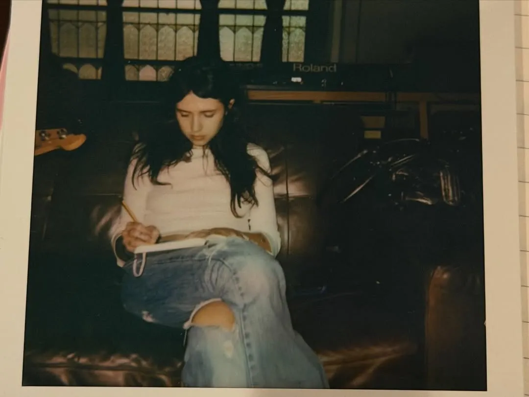 Clairo Beri Isyarat Proyek Musik Baru Lewat Unggahan Instagram