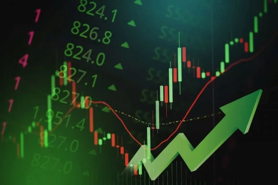 Investor Domestik Dorong IHSG Rebound ke 8.355 di Tengah Tekanan Jual Asing