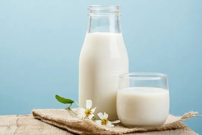 Kesal Susu Langganan Dicuri, Pria di Inggris Isi Botol dengan Kecap Ikan dan Urine