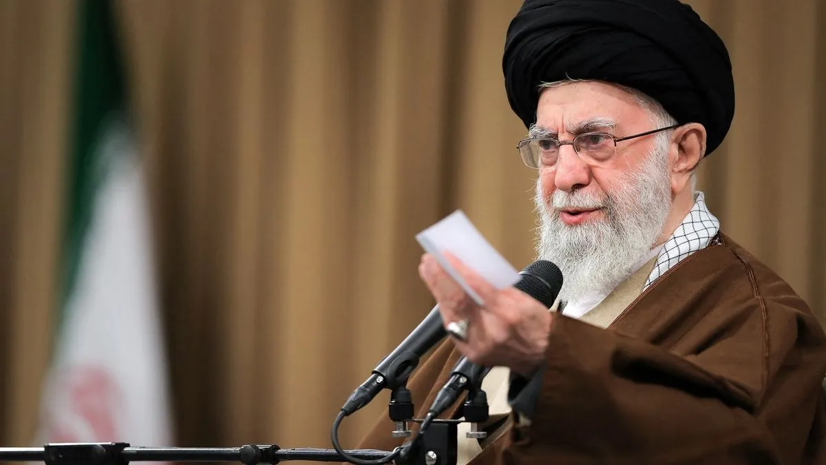 Klarifikasi Foto Khamenei Disuntik: Diambil Saat Vaksinasi Covid-19 Juli 2021, Bukan Bukti Masih Hidup