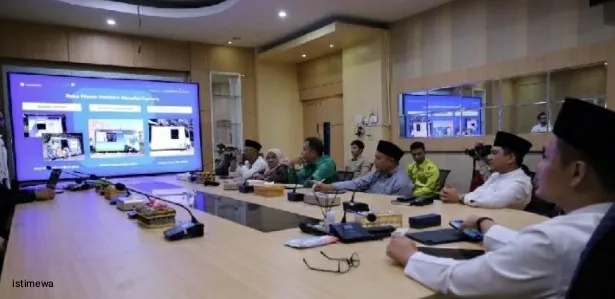 Pemko Pekanbaru Siapkan Program Tukar Sampah Jadi Uang Lewat Aplikasi