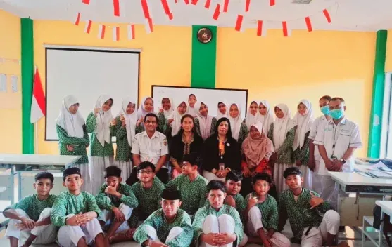 Edukasi Kesehatan di MTs Negeri Kupang Bahas Reproduksi Remaja, Gizi Seimbang, dan Bahaya Merokok