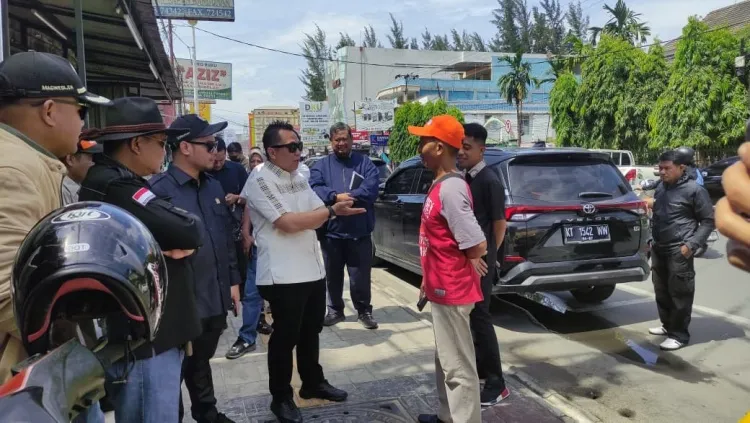 Komisi III DPRD Samarinda Sidak Bangunan di Jalan Abul Hasan, Dokumen PBG Belum Ditunjukkan