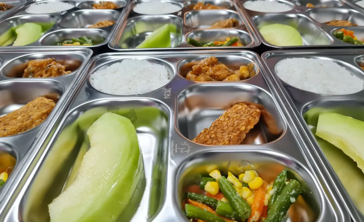 BGN Larang Pangan Ultraproses dalam Menu Program Makan Bergizi Gratis Selama Ramadan