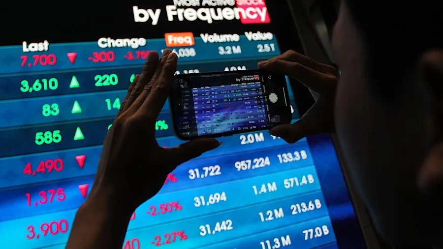 Bursa Asia Bergerak Variatif, IHSG Melemah 0,53% di Sesi I