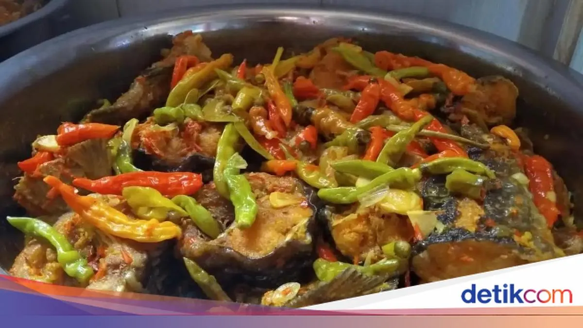 Waisak, Makanan Tradisional, dan Cara Kita Merawat Makna: Mengapa Topik Ini Mendadak Jadi Tren