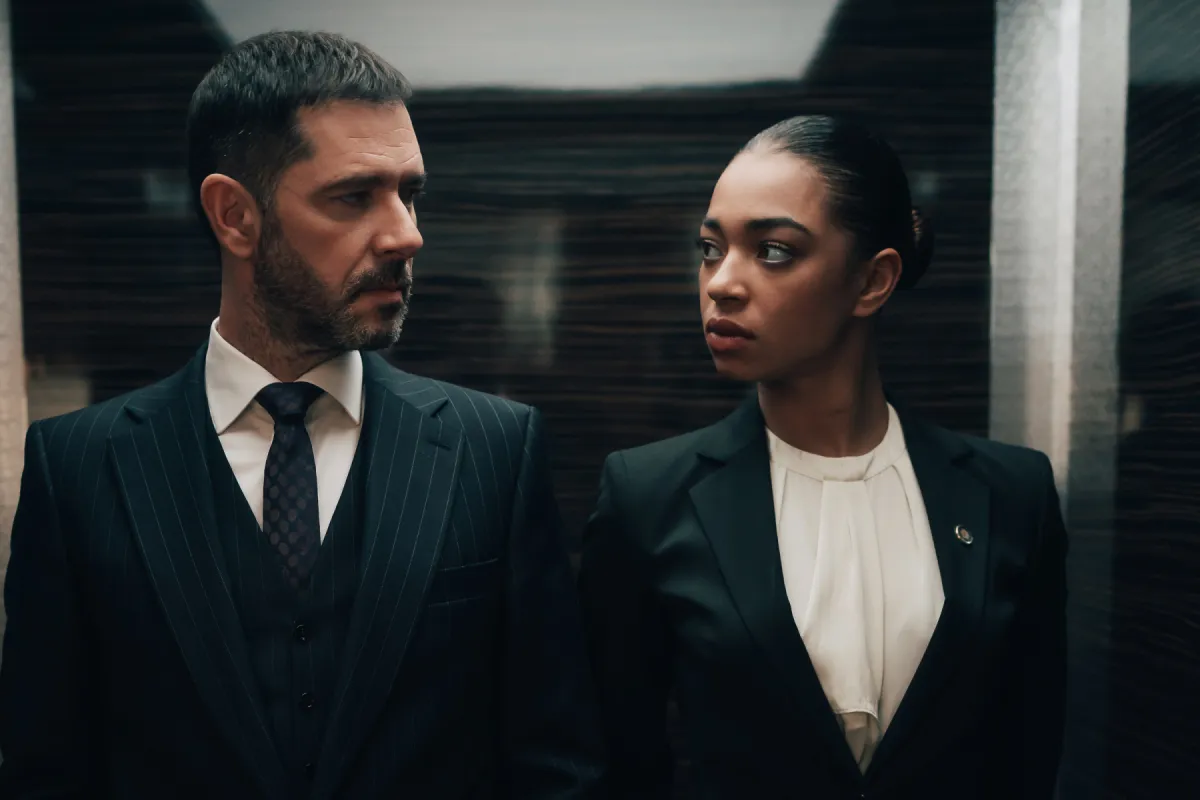 HBO Max Rilis Trailer Paruh Musim Serial Thriller "Privilèges"