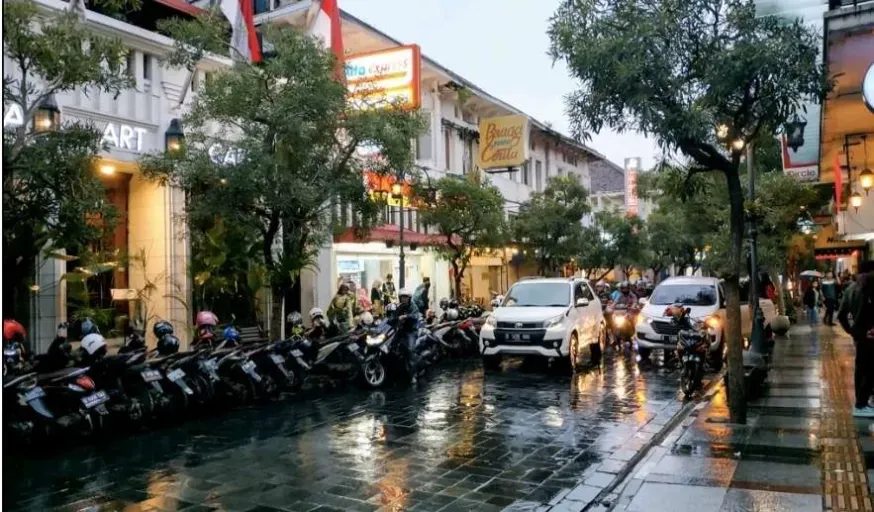 10 Kawasan Street Food di Bandung yang Ramai Diburu Pencinta Kuliner