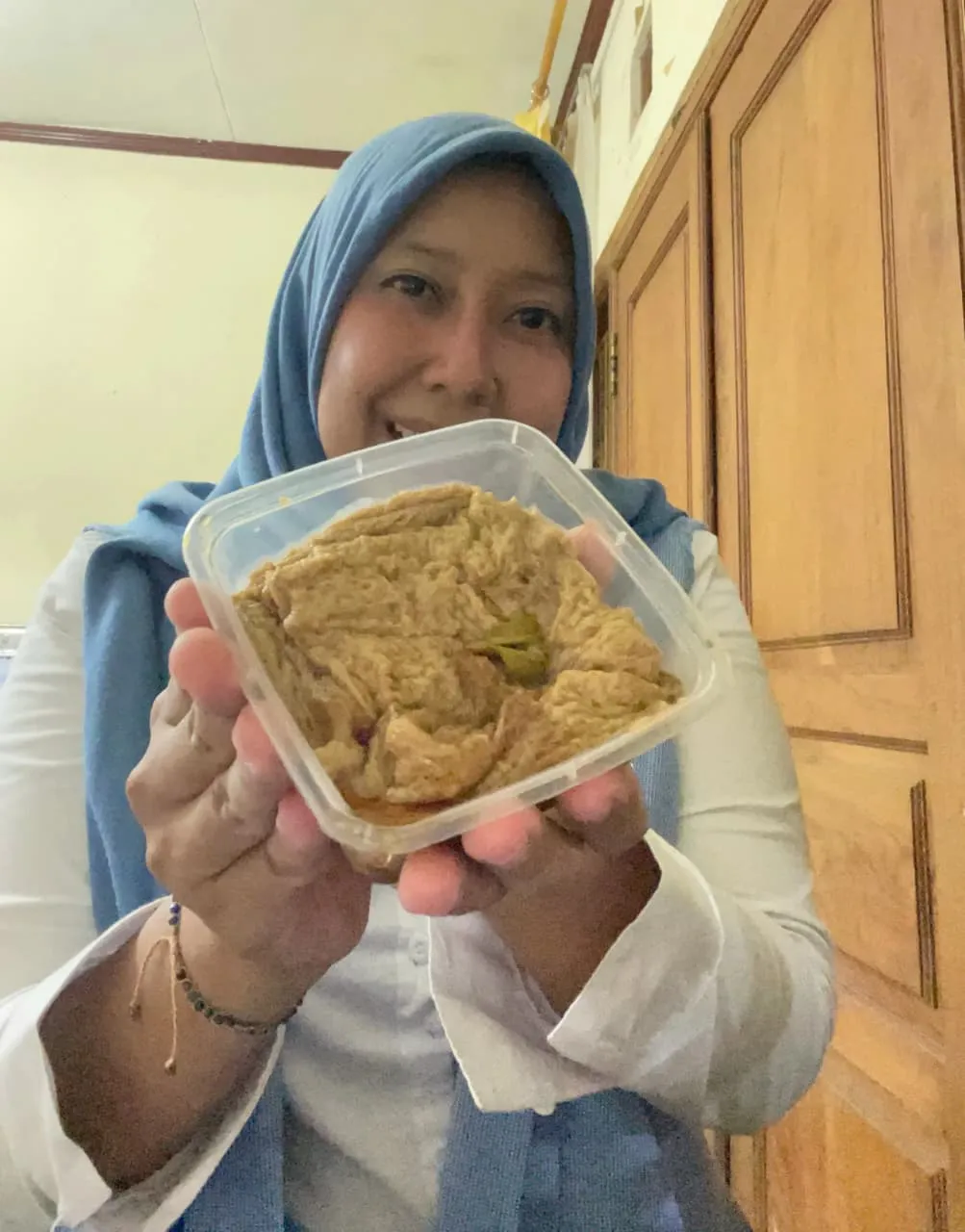 Srikaya Gula Aren Khas Bawean Kebanjiran Pesanan Selama Ramadan di Gresik