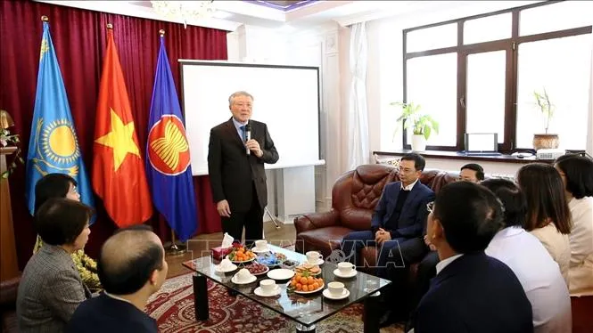 Vietnam–Kazakhstan Bahas Penguatan Kerja Sama Moneter dan Keuangan, Termasuk Fintech dan Pusat Keuangan
