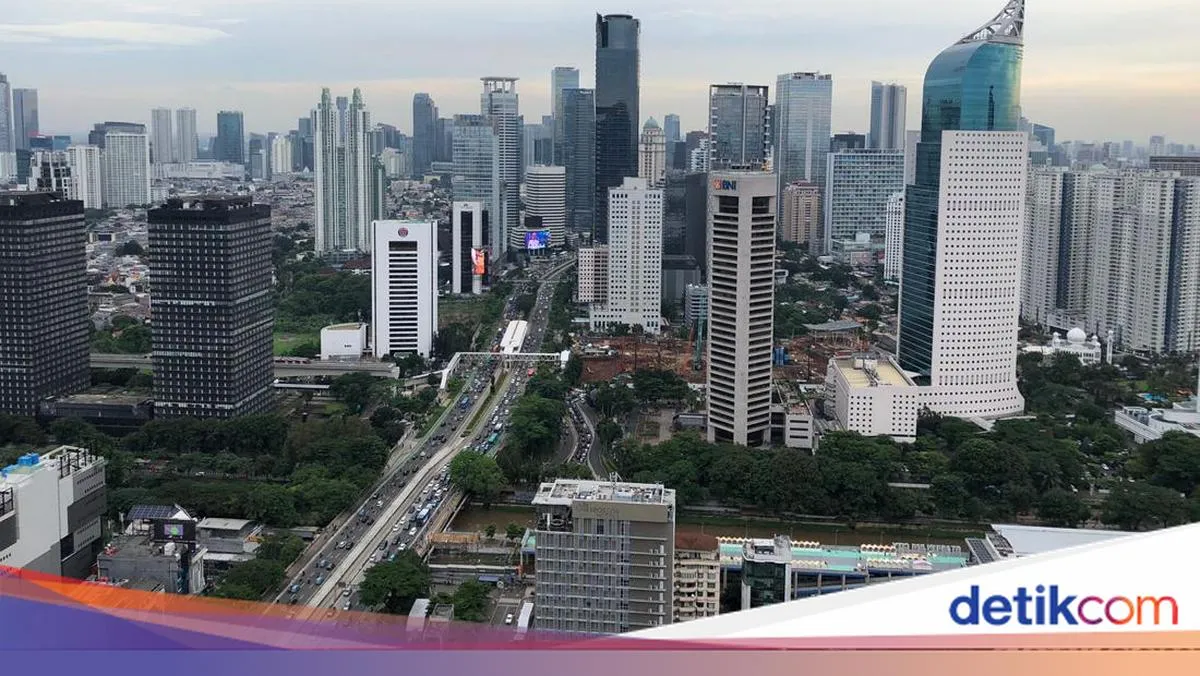 Pasar Kerja Dalam Negeri Dinilai Kurang Menarik, Peluang Kerja ke Luar Negeri Jadi Pertimbangan
