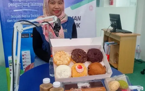 Dapur Mahmud Jaga Kualitas Dessert di Palu dengan Pasokan Bahan dan Strategi Stok