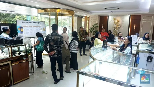 Ketika Harga Emas Pegadaian Turun Serentak: Mengapa Galeri 24, UBS, Antam, dan Antam Retro Jadi Percakapan Nasional