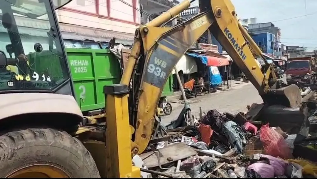 Bupati Pinrang Instruksikan Penataan dan Pembersihan Total Kawasan Pasar Sentral