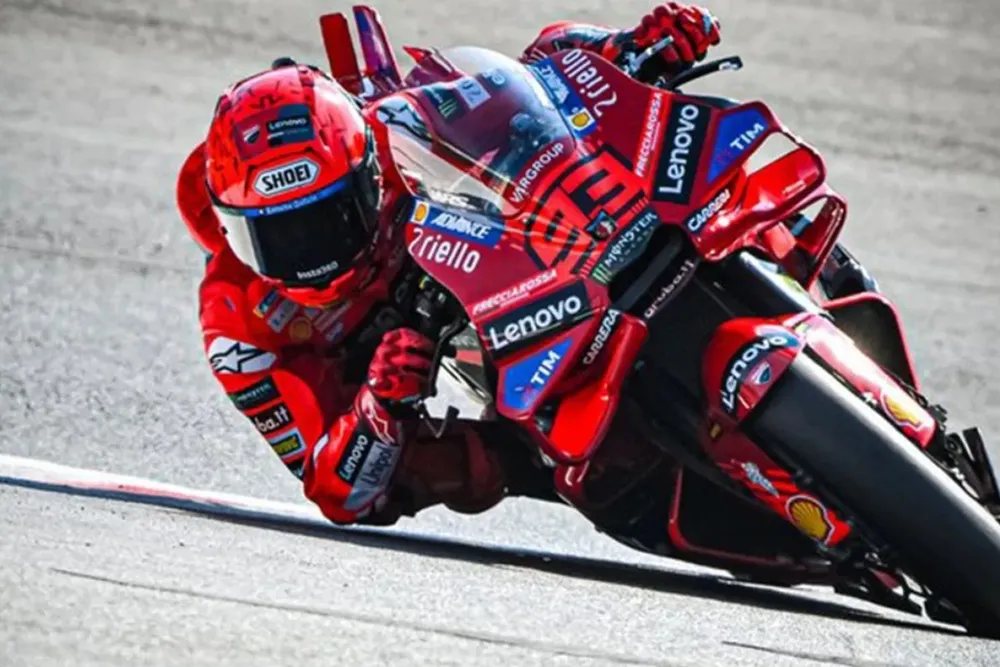 MotoGP Berlakukan Aturan Baru 2026: Pembalap Dilarang Menyalakan Mesin Setelah Jatuh