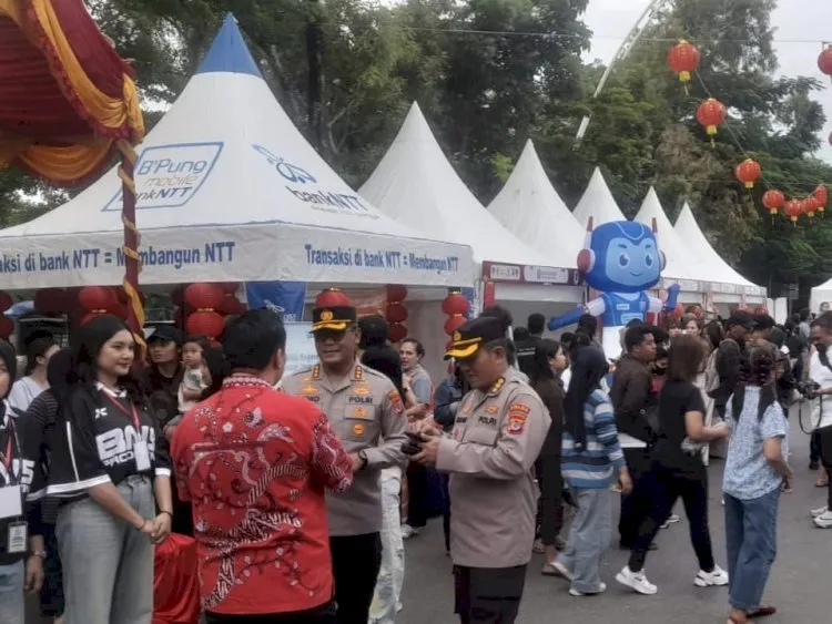 Kapolresta Kupang Kota Hadiri Pembukaan Kupang Lampion Food Street Market 2026