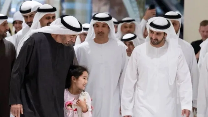 Presiden UEA dan Putra Mahkota Dubai Tampil Santai di Dubai Mall di Tengah Ketegangan Kawasan