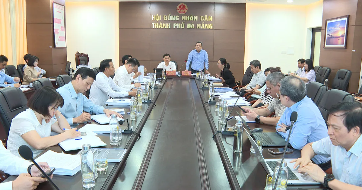 Da Nang Tinjau Usulan Penyesuaian Rencana Tata Ruang 2021-2030 dengan Visi 2050