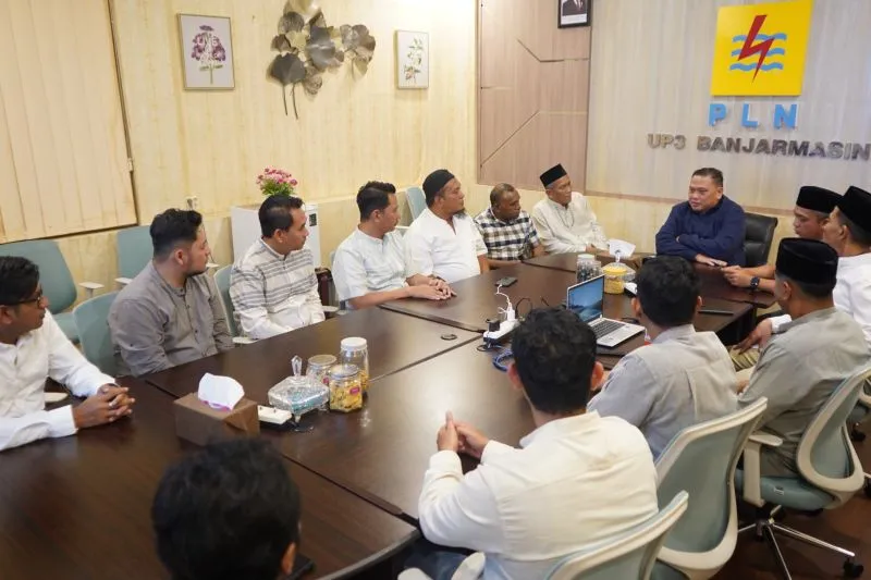 PLN UID Kalselteng Gelar Care for Asset dan Safari Ramadan, Pastikan Listrik Tetap Andal