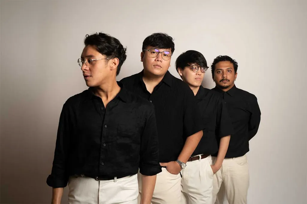 Wijaya 80 Kolaborasi dengan Sal Priadi Rilis Lagu Lebaran Bertema Cinta Beda Keyakinan