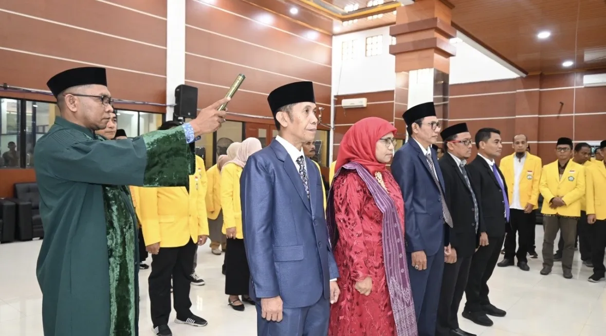 Rektor Unkhair Lantik Lima Pejabat, Tekankan Tiga Agenda Kepemimpinan 2025–2029