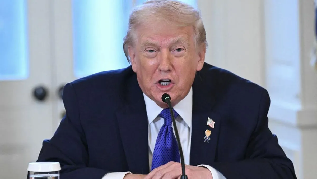 Trump Tuntut Iran Menyerah Tanpa Syarat di Tengah Upaya Mediasi Perang