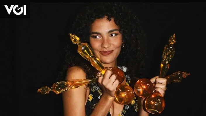 Olivia Dean Dominasi Brit Awards 2026 dengan Empat Kemenangan