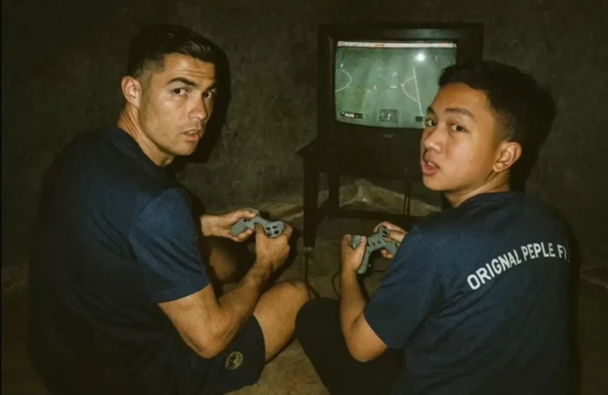 Tren Viral Edit Foto Seolah Main PlayStation Bareng Idola, Bisa Dibuat Lewat ChatGPT
