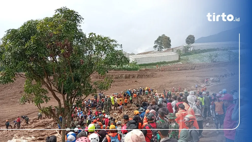 Warga Cisarua Ceritakan Detik-detik Selamat dari Longsor Pukul 03.00 WIB, Keluarga Masih Dicari