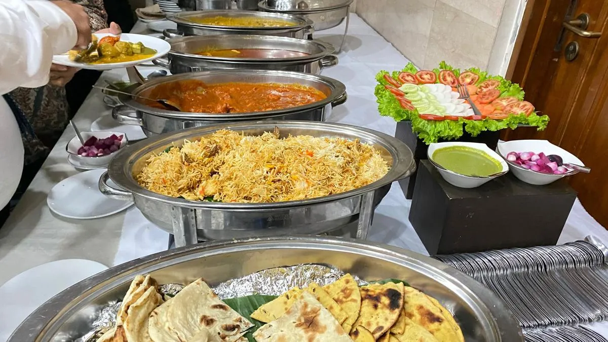 Zakaria Street di Kolkata Ramai Jadi Destinasi Kuliner Selama Ramadan