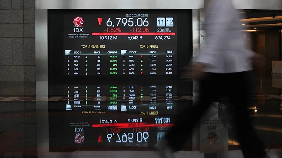 IHSG Ditutup Melemah 0,43% Usai BI Pertahankan Suku Bunga 4,75%, Berbeda Arah dari Bursa Asia
