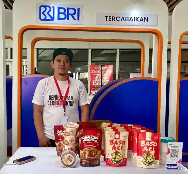 Tercabaikan Kembangkan Bisnis Baso Aci di Bandung Lewat Inovasi Menu dan Pelatihan LinkUMKM BRI