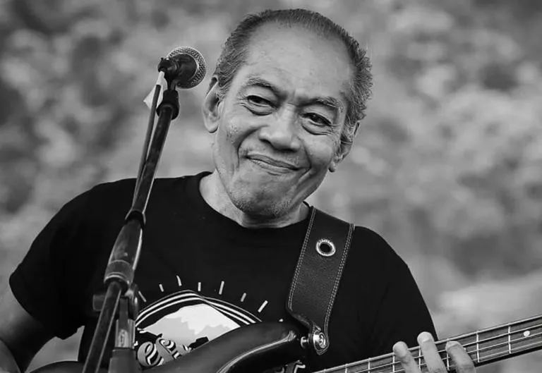 Bassist dan Pendiri God Bless Donny Fattah Meninggal Dunia