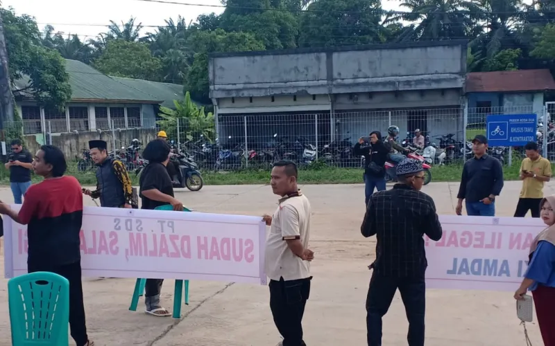 Warga Dumai Gelar Aksi di PT SDS, Desak Audit dan Transparansi Proyek SBE
