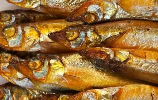 Ikan Asap Khas Kaur Jadi Buruan Wisatawan, Penjualan Pedagang Meningkat Saat Libur Panjang