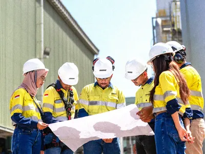 David Alexander Gibbs Ajukan Pensiun, AMMAN Akan Minta Persetujuan Pemegang Saham di RUPST