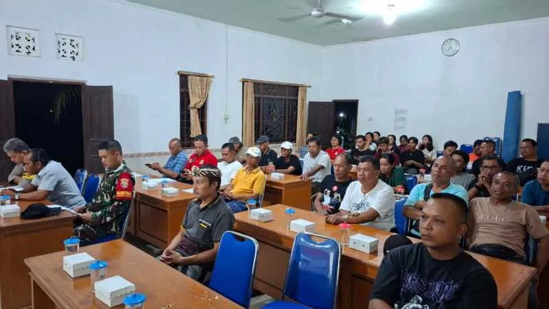 Babinsa Manduang Hadiri Musdes Bahas Perubahan APBDes 2026