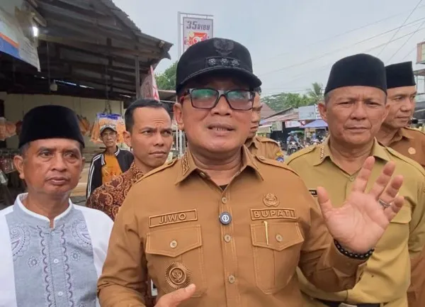 Bupati Kubu Raya Imbau Warga Tetap Tenang Menyikapi Dampak Konflik Timur Tengah