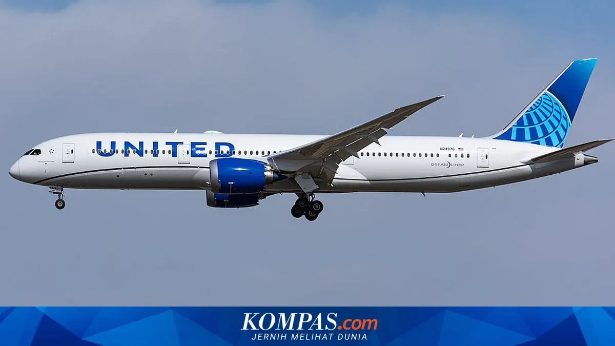 United Airlines Resmi Wajibkan Headphone di Pesawat, Pelanggar Bisa Ditolak Terbang