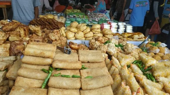 Ahli Gizi Ingatkan Risiko Berbuka Puasa dengan Gorengan, Terutama bagi Penderita Asam Lambung