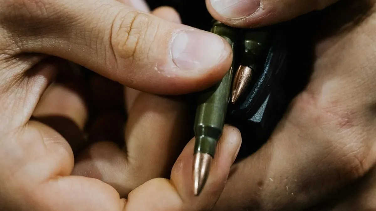 Remaja 18 Tahun Tewas Saat Polisi Bubarkan Aksi “Perang” Water Jelly di Makassar, Keluarga Minta Transparansi