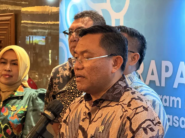 Wakil Kepala BGN Minta Pelaksanaan Program MBG di Riau Disiplin SOP dan Transparan