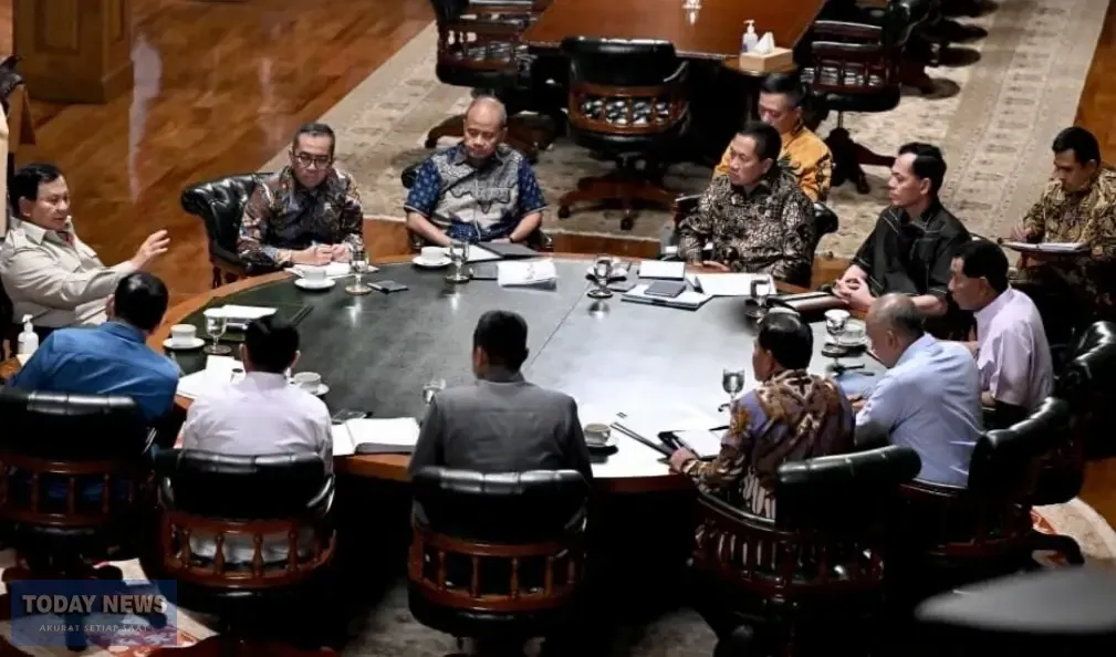 Prabowo Gelar Lima Rapat di Hambalang, Bahas Pendidikan, Geopolitik, dan Kesiapan Mudik Lebaran