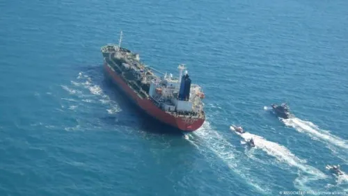 Kabar dari Iran: Selat Hormuz Ditutup Usai Serangan AS dan Israel, Ketegangan Memanas