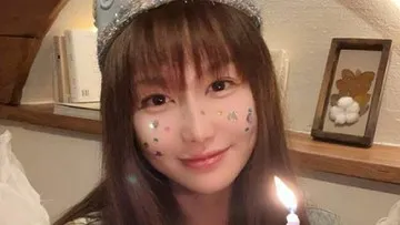 Ikut Tren Viral Flame Cake, Aktris China Wang Tianyu Alami Luka Bakar di Wajah